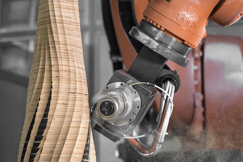 AESTUS vases: Industrial robot carving a layered wooden vase