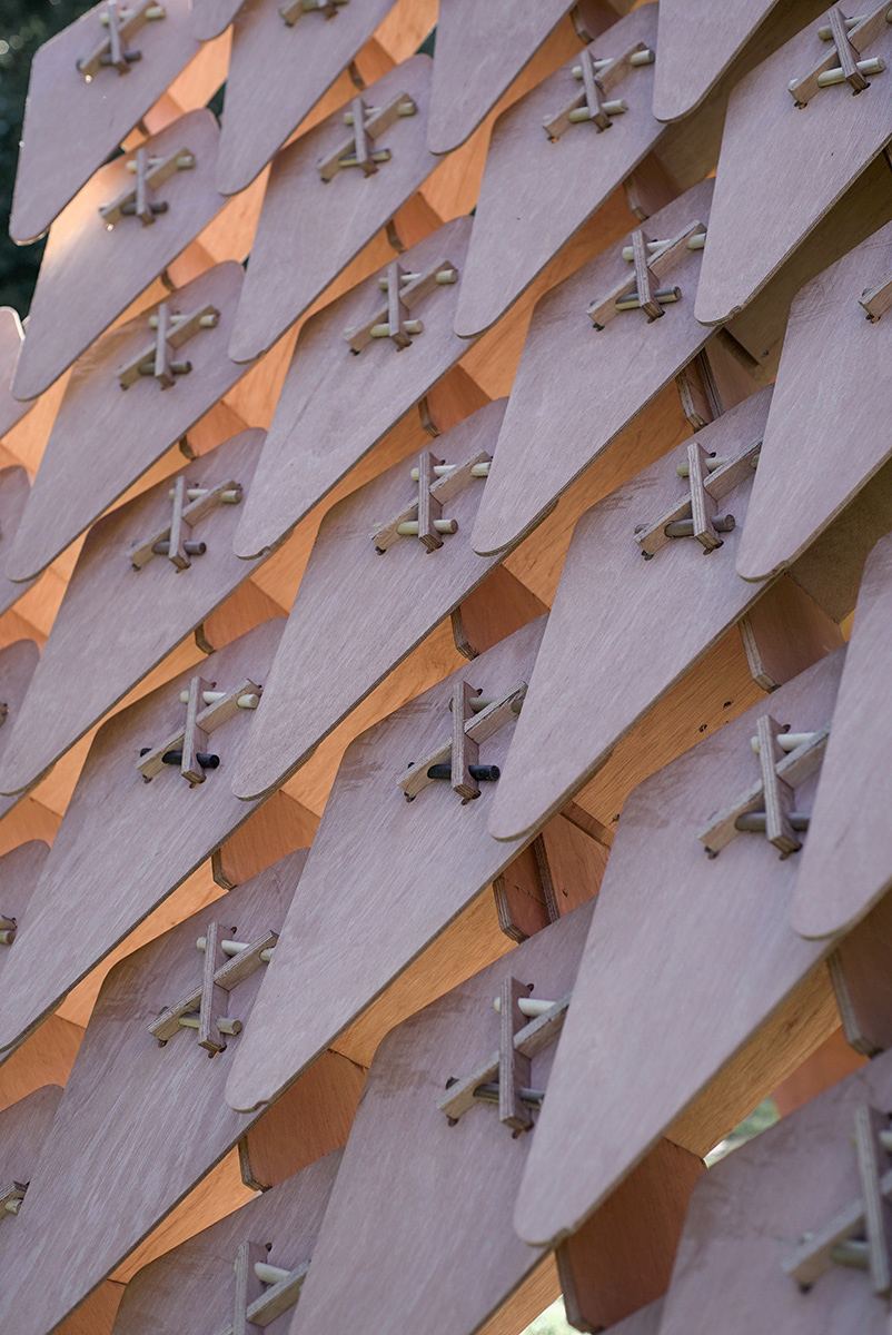Dragon Skin Pavilion: Close-up of the shingled grid shell
