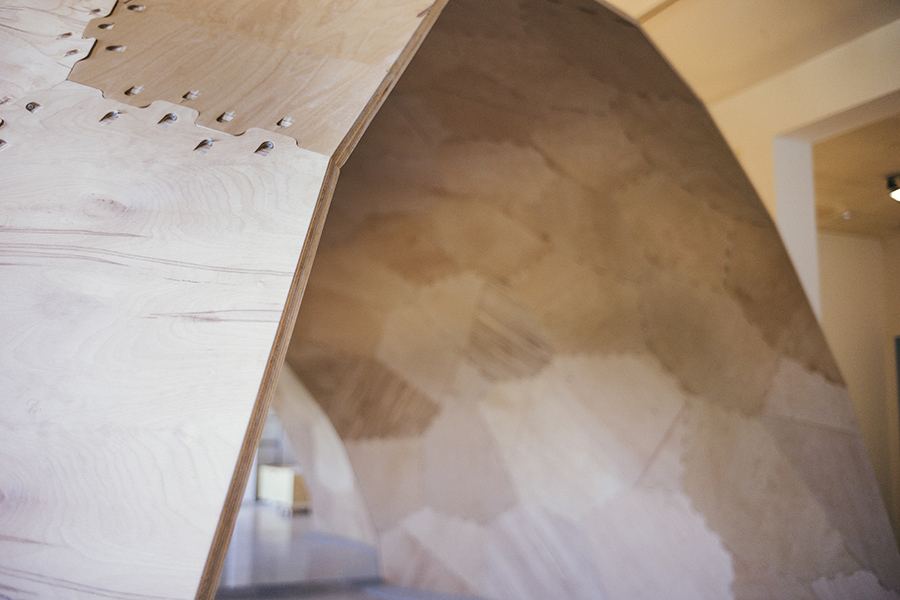 Segmented Timber Shell: Underside of the segmented plywood plates